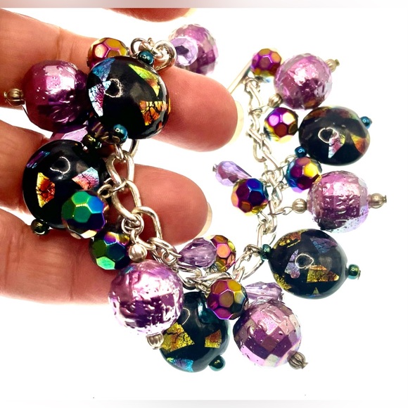 Artisan Silver Tone Chain Bracelet Art Glass and Acrylic Dangling Bead Charms - Picture 7 of 7